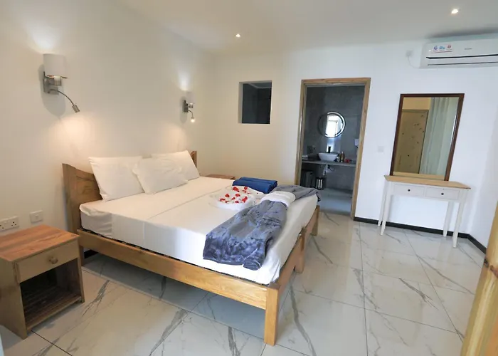Jolie View Self Catering Victoria