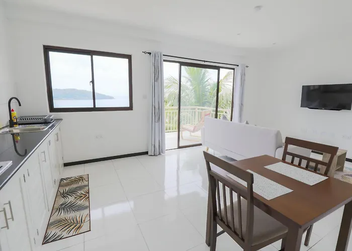 Jolie View Self Catering Apartament Victoria